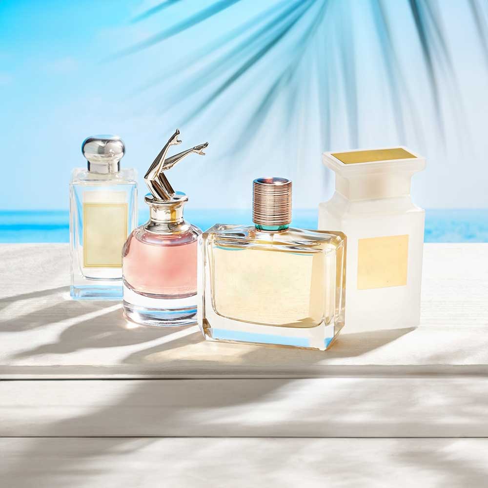 11 مورد از بهترین عطرهای زنانه تابستانی